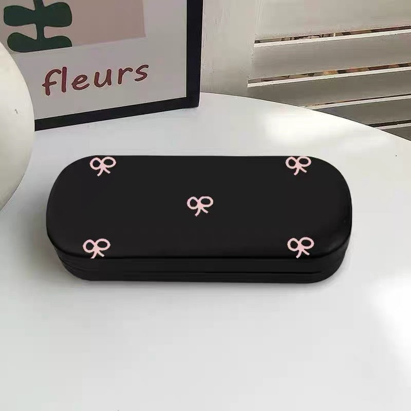 aesthetic glasses case